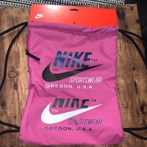 Nike drawstring Bag